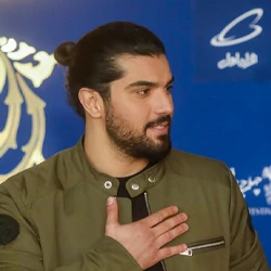 سینا مهراد