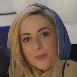 نازنین صفا