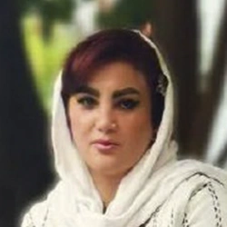 رویا آذر