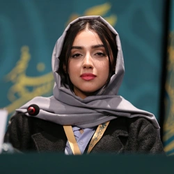 نسترن سیفی