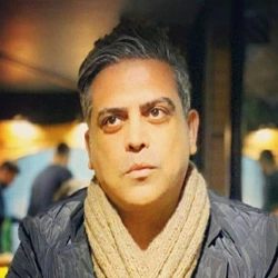 پوریا منجزی